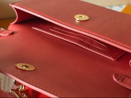 PRE-OWNED LEATHER BLOOM WALLET ON CHAIN CROSSBODY WOMEN BAGS