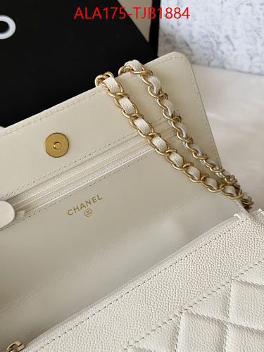 ELEGANT QUILTED CHAIN BAG. TOP QUALITY GENUINE LEATHER 19*12