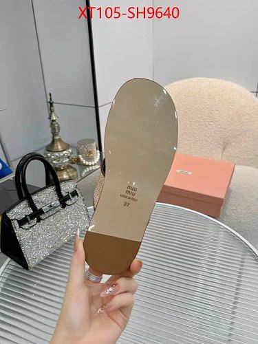 Elegant Flat Slides With Signature Pattern womens shoes