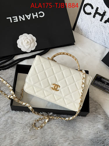 ELEGANT QUILTED CHAIN BAG. TOP QUALITY GENUINE LEATHER 19*12